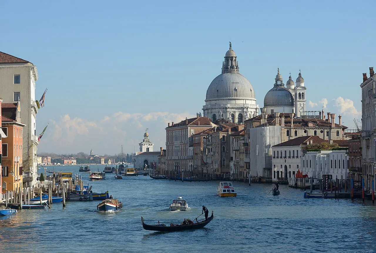 Il Canal Grande e la Basilica della Salute a Venezia